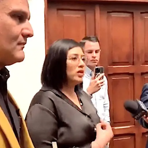 diputada-denuncia-desalojo ,