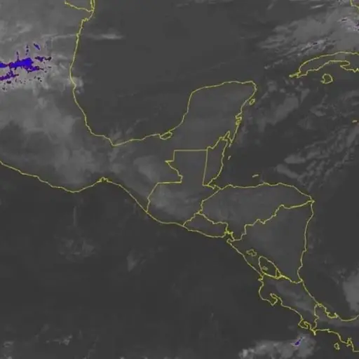Frente frío número 17 se acerca a la península de Yucatán ,
