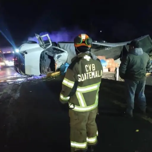Accidente de tráiler en ruta Interamericana ,