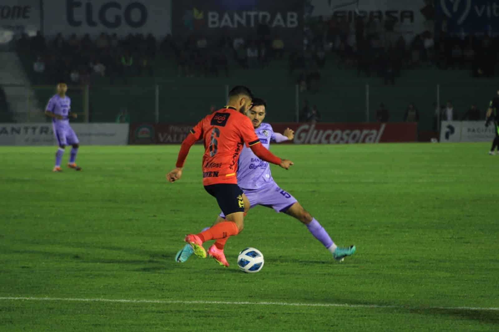 Partido entre Antigua GFC y Municipal | 