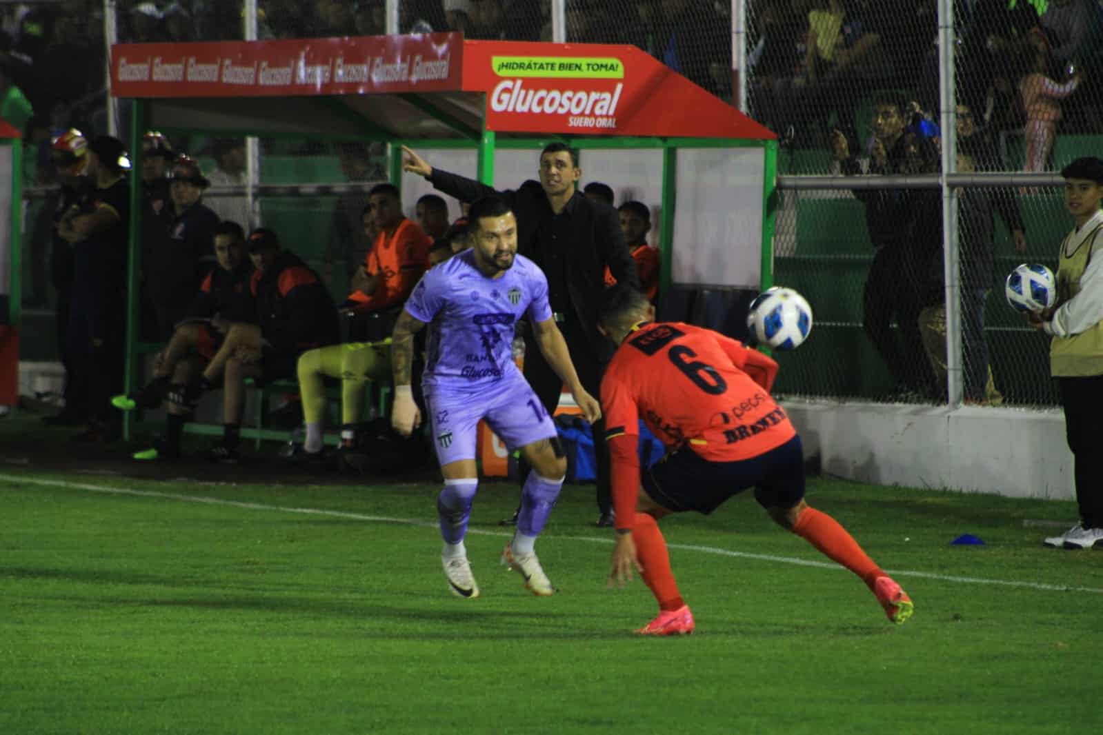 Partido entre Antigua GFC y Municipal | 