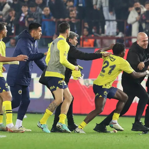 Turkish Super League - Tranzonspor vs Fenerbahce ,