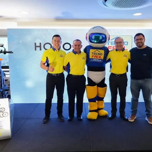 Tecno Fácil y Honor ,