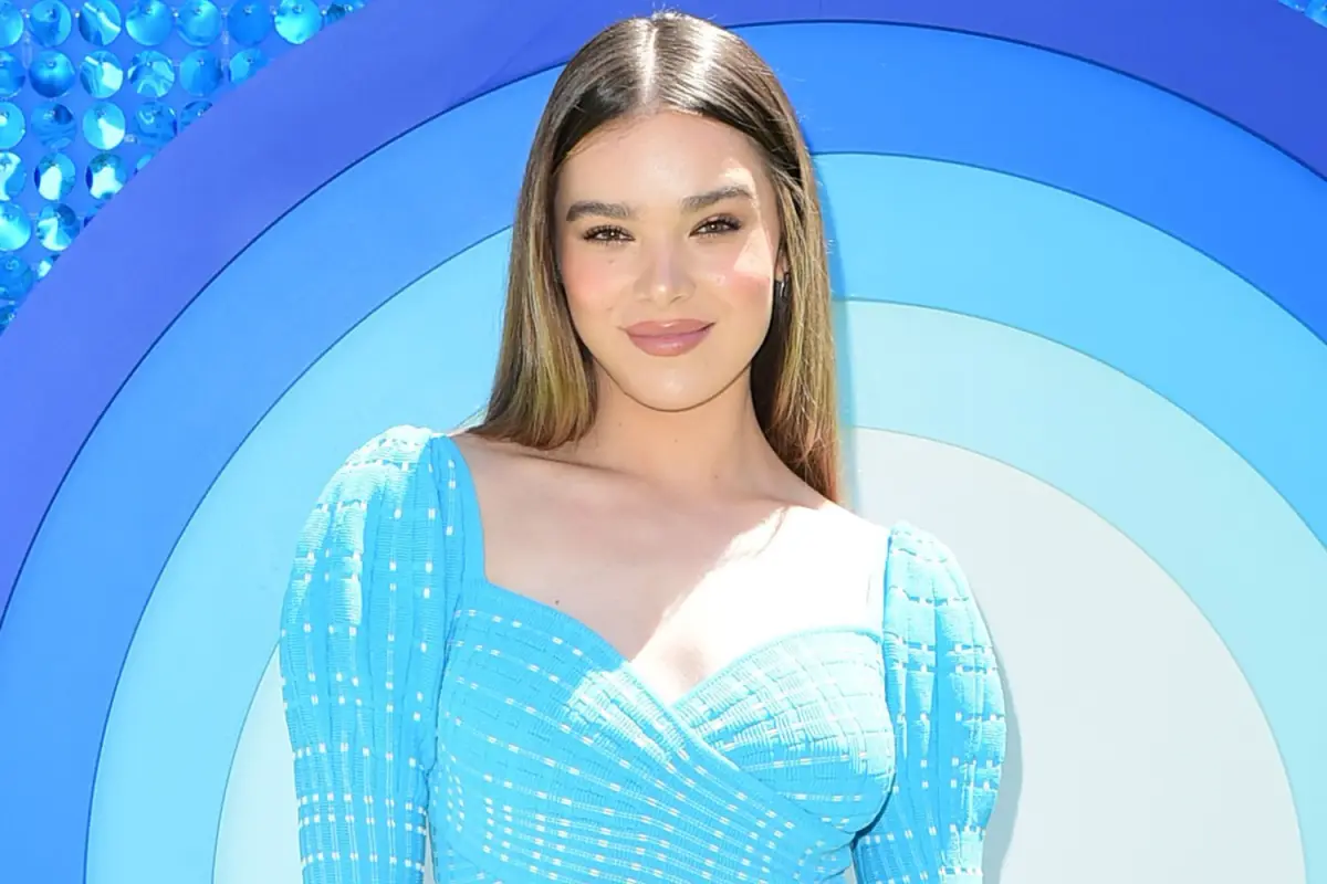 Hailee-Steinfeld1.jpg, 