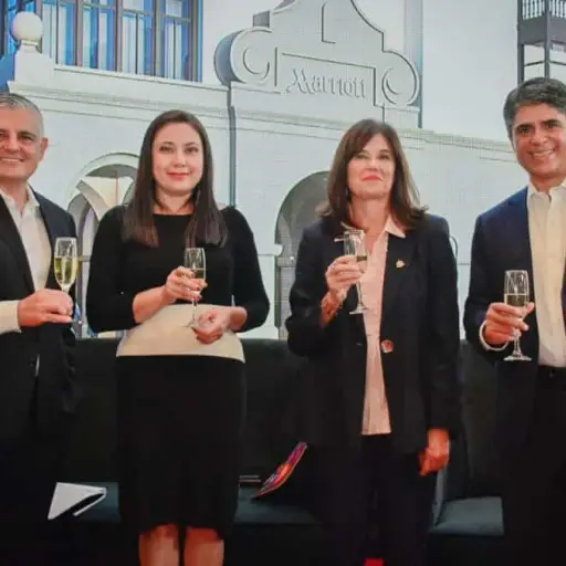 Marriot Full Service conferencia de prensa ,