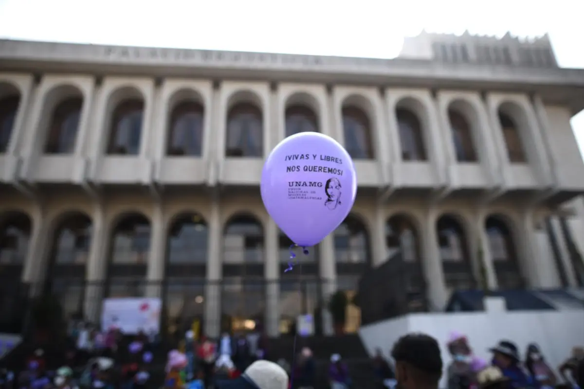 marcha-8-marzo-dia-de-la-mujer-emisoras-unidas10.jpg, 