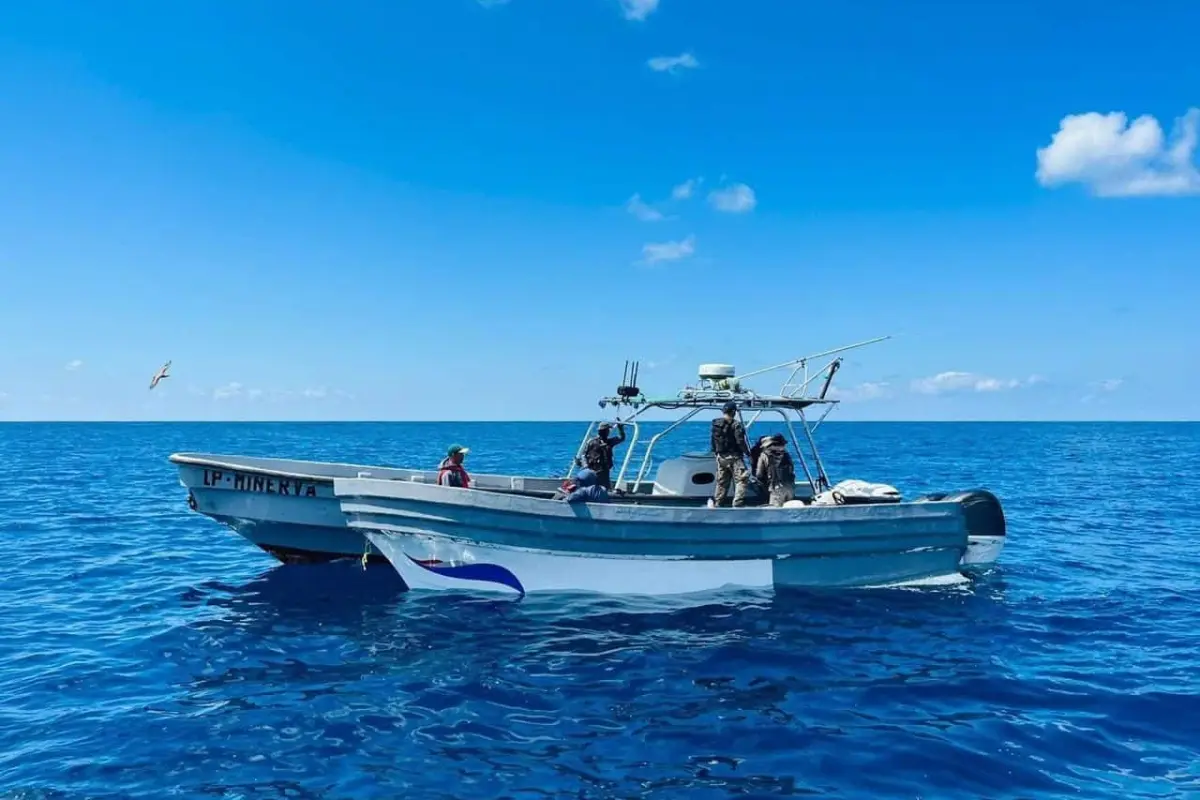 Lancha rápida fue interceptada en el pacífico,