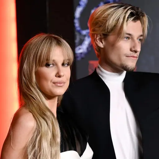 Millie Bobby Brown y Jake Bongiovi ,