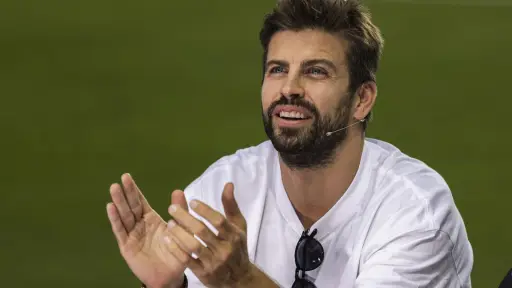 Gerard Piqué es suspendido por amenazar a un árbitro