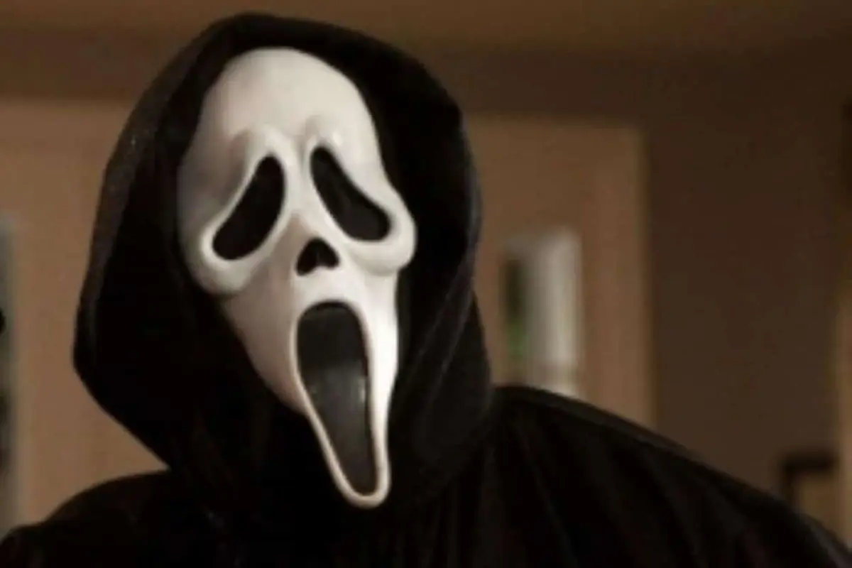 se-pone-mascara-de-scream-y-asesina-a-su-vecino, 