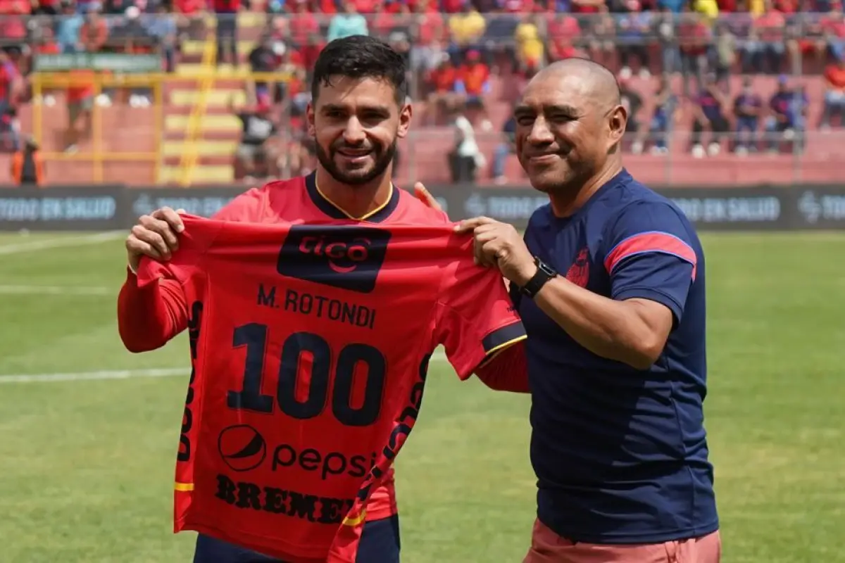 juan-carlos-plata-en-el-estadio-el-trebol-marzo-2024.jpg, 