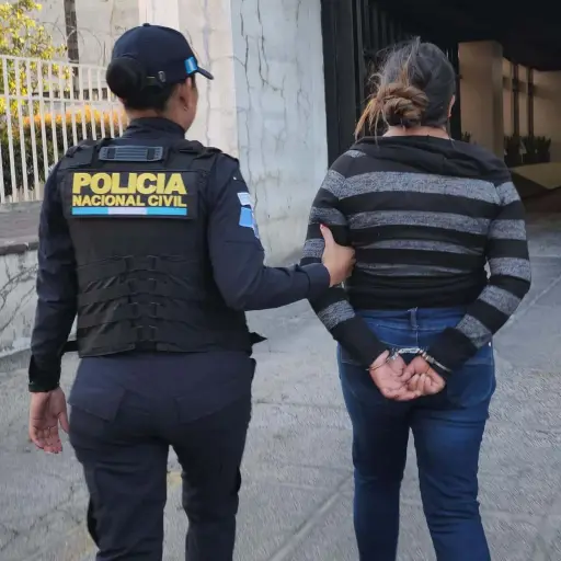 Robo celulares procesion marzo ,