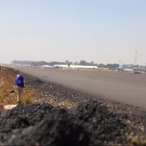 Foto de la pista del Aeropuerto Internacional La Aurora. Fuente: DGAC.