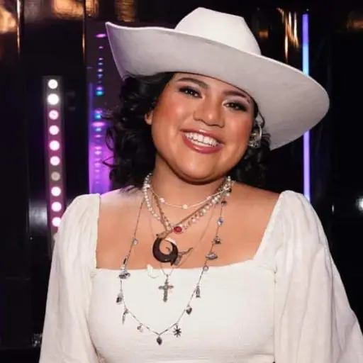 Julia Gagnon American Idol ,