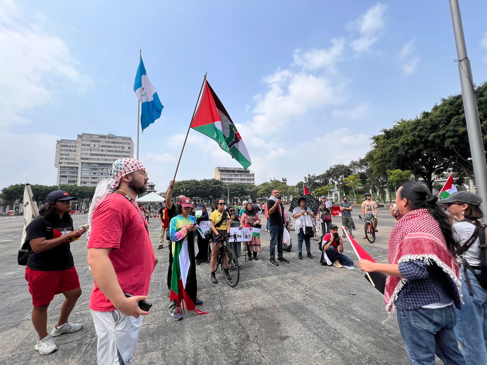 Manifiestan en contra de la violencia contra los pueblos oprimidos 005 | 