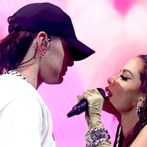 memes-peso-pluma-anitta-coachella-2024 ,