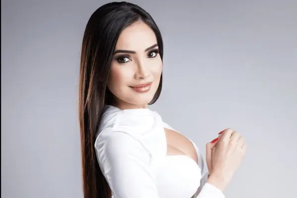 ¿Y la ropa interior? Massiel Carrillo aparece en atrevido video