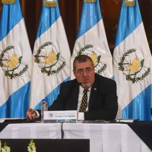 Entrará en vigencia reducción de salario del Presidente Arévalo ,