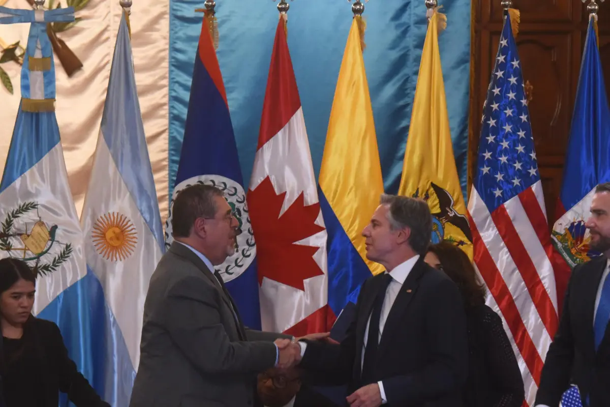 presidente-bernardo-arevalo-secretario-blinken-emisoras-unidas1-scaled-1.jpeg, 