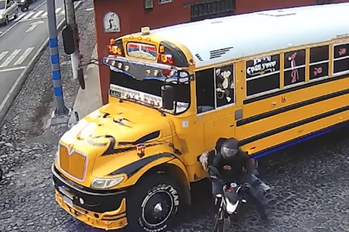 accidente-de-moto-en-antigua-guatemala, 