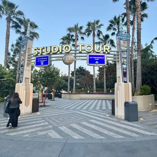 Universal Studios ,