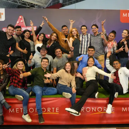 16928EA4-AE6C-454D-8341-025182BDA10E ,