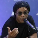 Ronaldinho, leyenda del futbol brasileño - Archivo