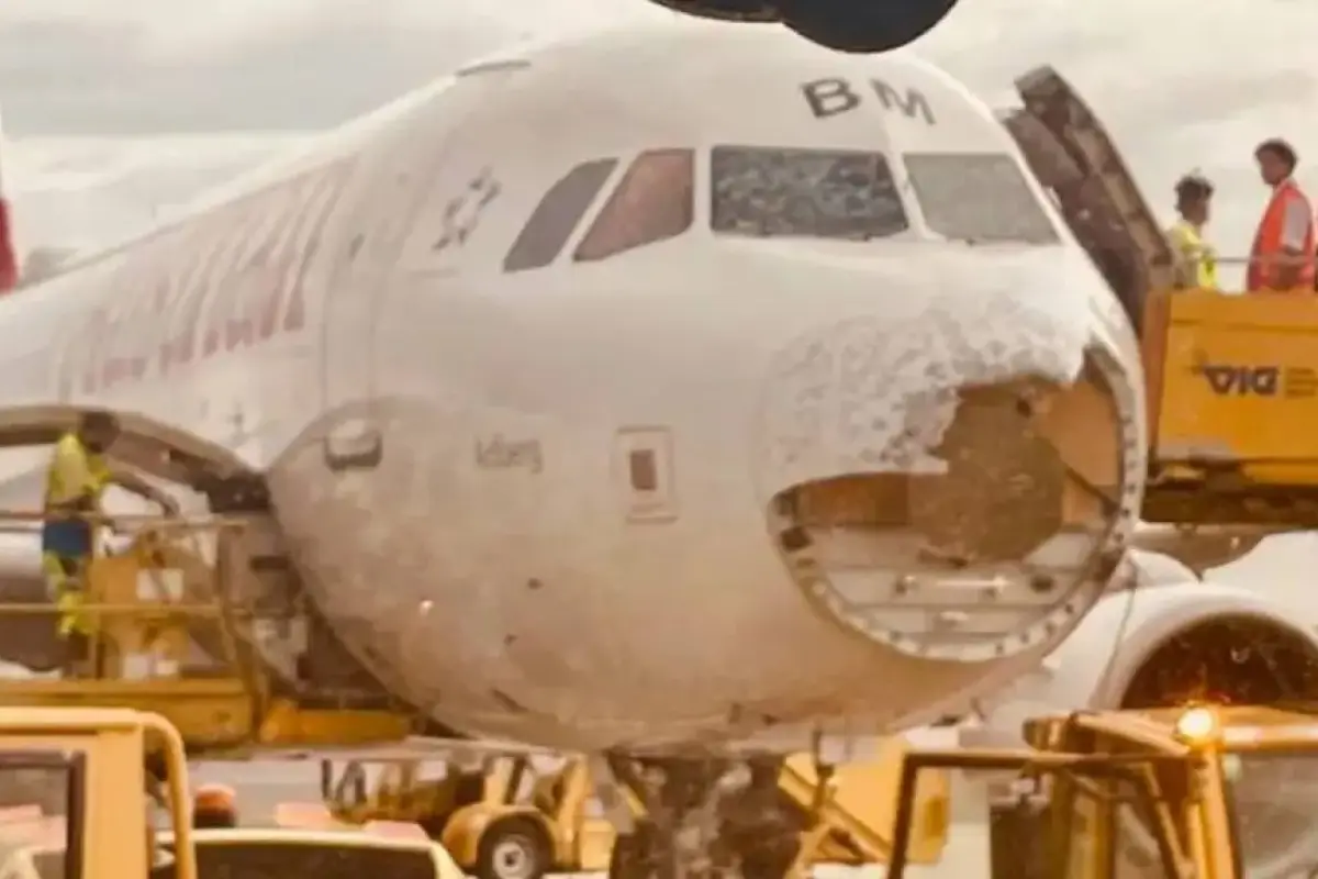 Así quedó el avión afectado.
Foto: Captura de pantalla.