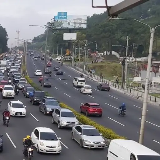 Imagen ilustrativa de archivo del tránsito en ruta al Pacífico. Fuente: PMT de Villa Nueva