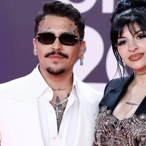 Christian Nodal y Cazzu ,