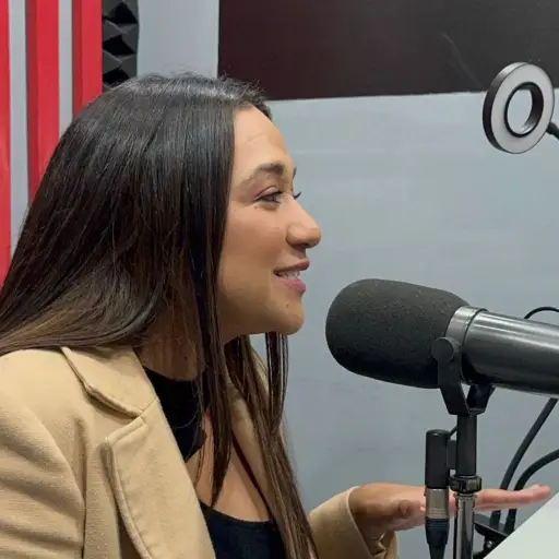 Celeste Castro locutora ,