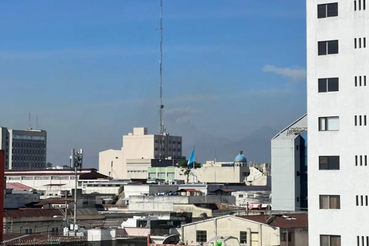 caida-ceniza-volcan-fuego-emisoras-unidas.webp, 