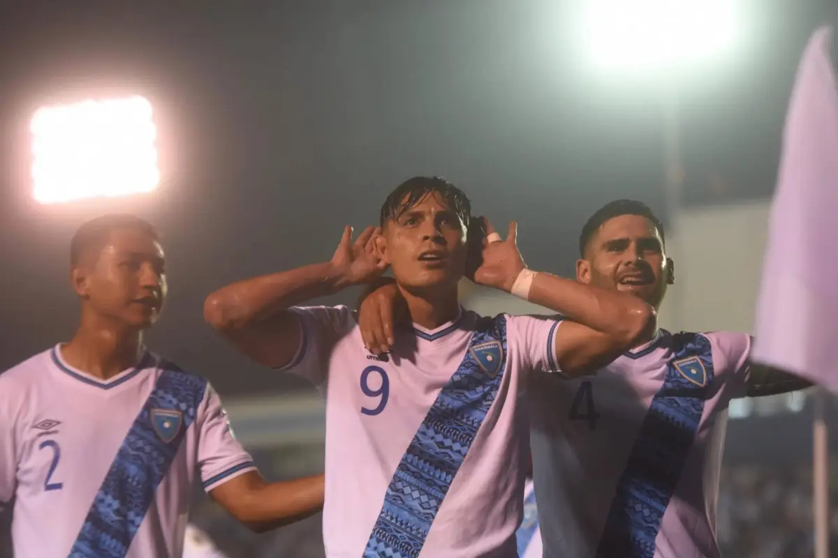 seleccion-nacional-de-guatemala-lider-grupo-e-eliminatoria-mundialista-junio-2024-scaled-1.webp,