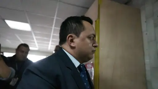 Presentan solicitud de retiro de antejuicio contra el juez Jimi Bremer