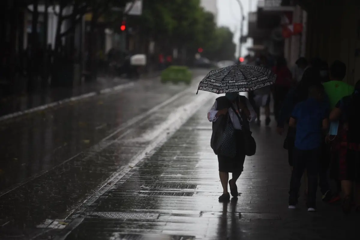 Imagen referencial de las lluvias que pueden afectar el país cuando la depresión tropical Sara llegue a Guatemala. 