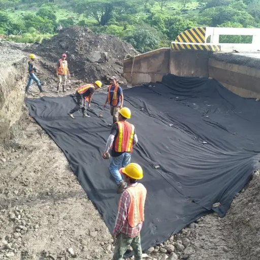 Los trabajos siguen avanzando en el Puente El Colorado, Jutiapa. Foto: CIV.