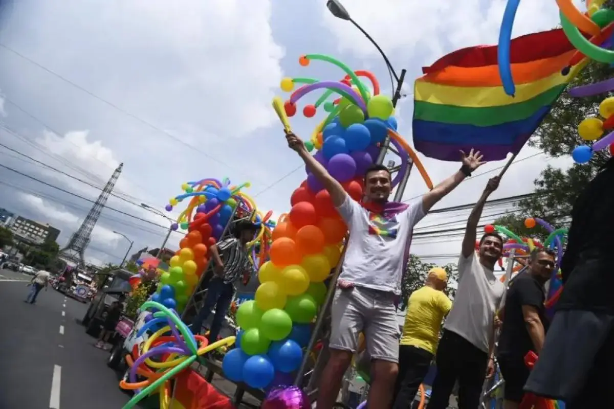 Rechazan desfile de la Diversidad, 