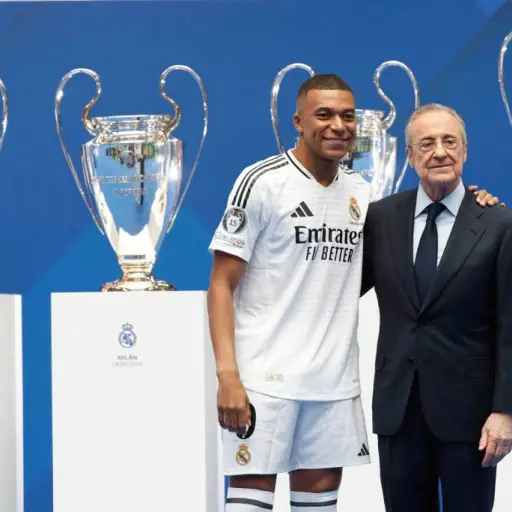 presentacion-mbappe-real-madrid-4-1.webp ,