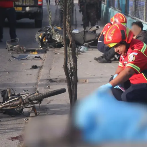 Bomberos Municipales atendieron dos accidentes mortales en zona 5 esta madrugada. 