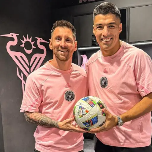 Lionel Messi Luis Suárez ,