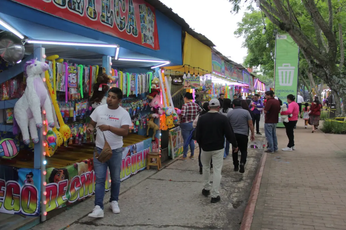 Comerciantes-invitan-a-visitar-la-Feria-del-Cerrito-del-Carmen-009-scaled-1.jpeg, 