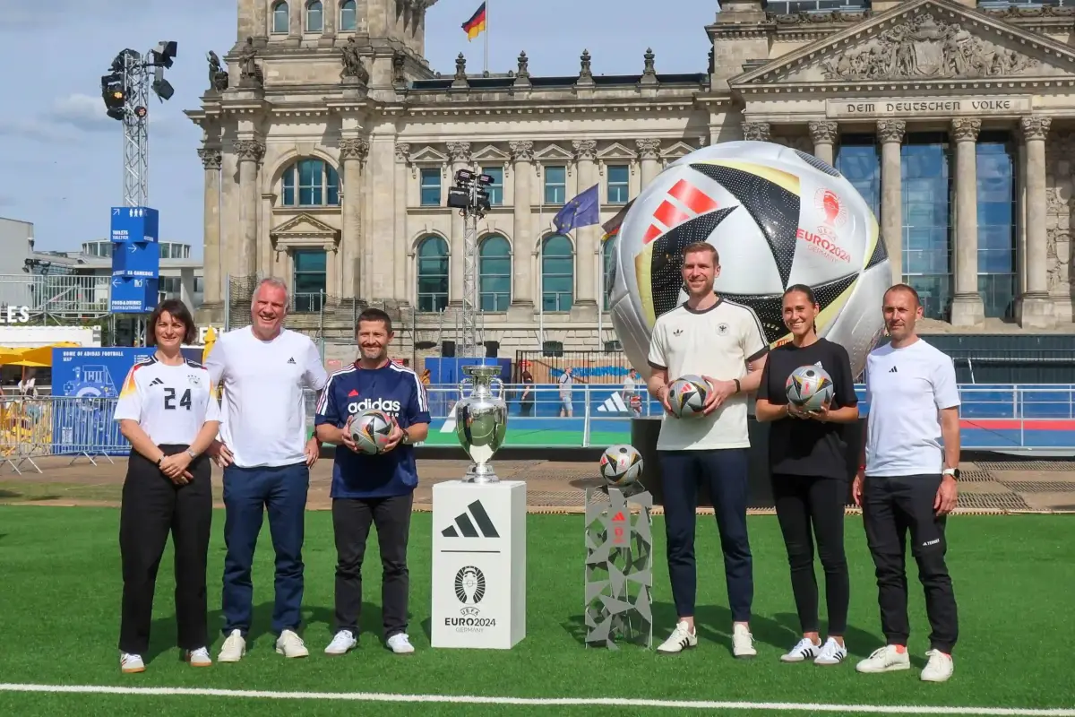 adidas.presenta-el-balon-de-semifinales-y-final-eurocopa-2024-julio-2024-scaled-2.webp,