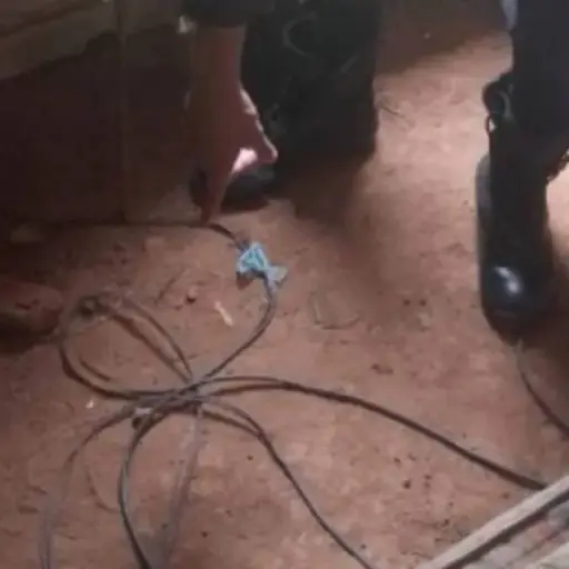 nino-muere-al-pisar-cable-mal-instalado-en-su-casa ,