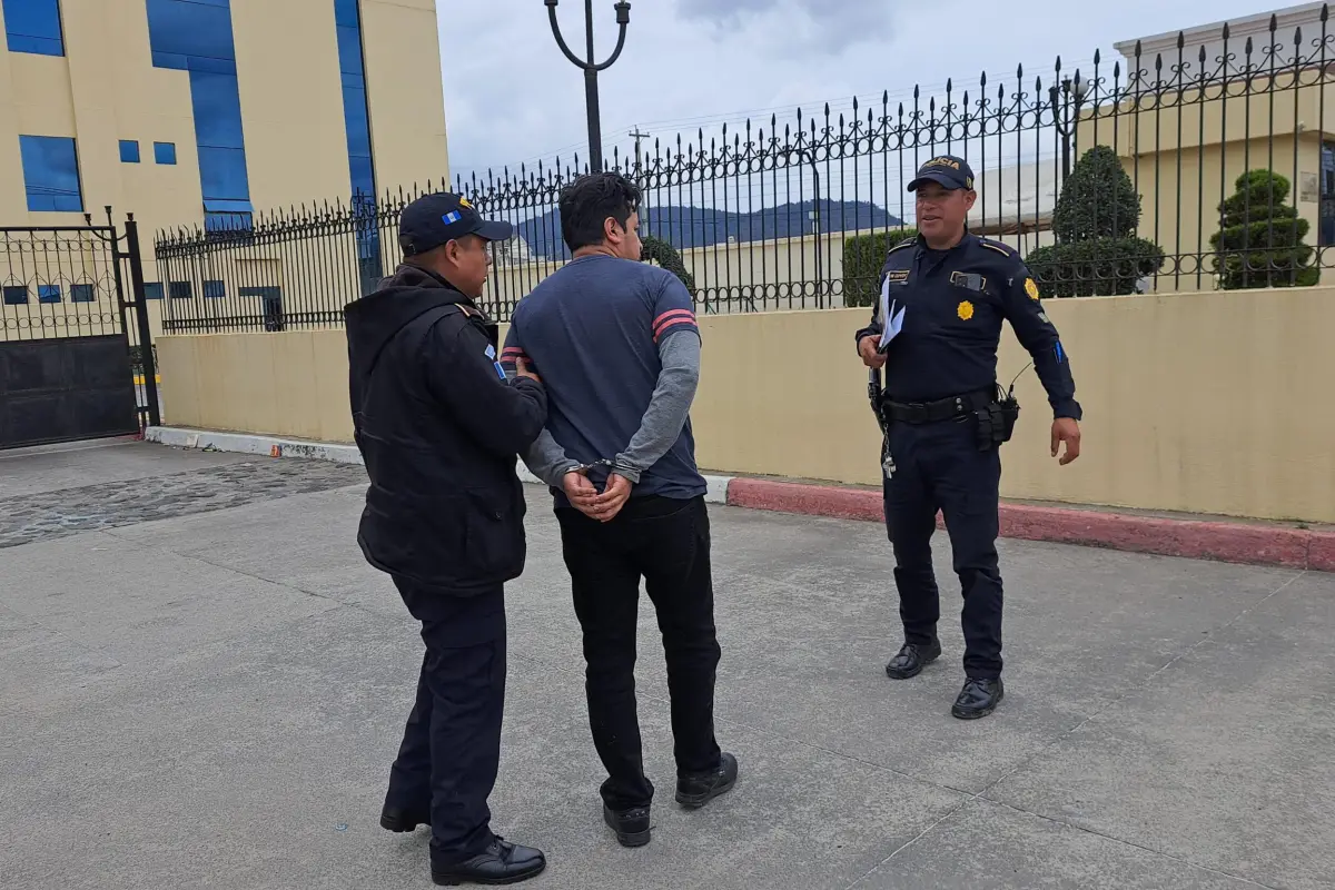 La orden de captura en contra del acusado fue emitida el pasado 21 de junio de 2024. Foto: PNC.