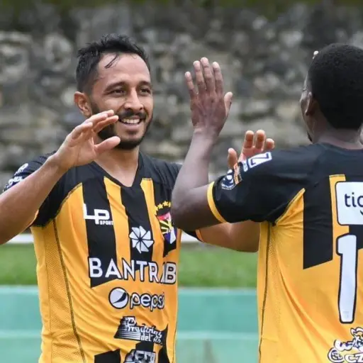 Foto:  @VerticalFutbol. 