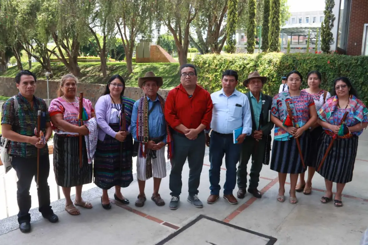 Los Pueblos Indígenas ofrecieron una conferencia de prensa durante el receso. Foto: Alex Meoño.