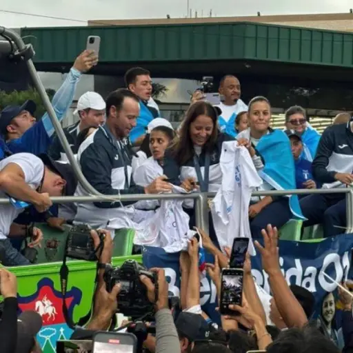 adriana-ruano-cumpleaños-bienvenida-olimpica-agosto-2024 ,