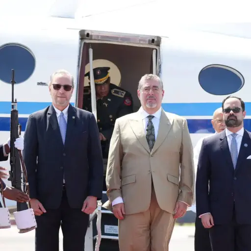 Bernardo Arevalo llega a República Dominicana ,