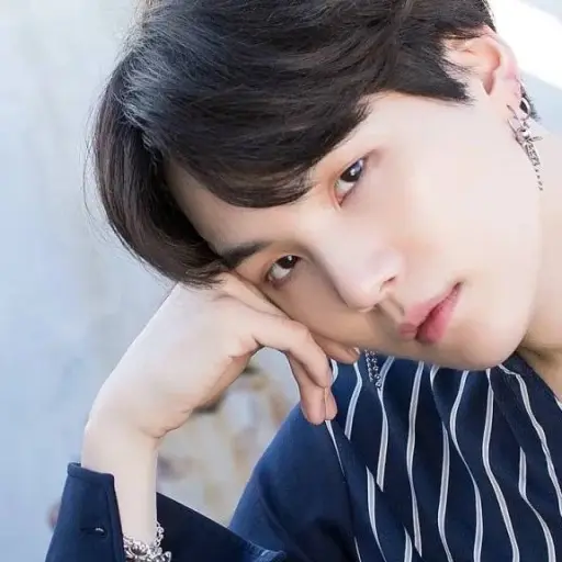 Suga BTS ,