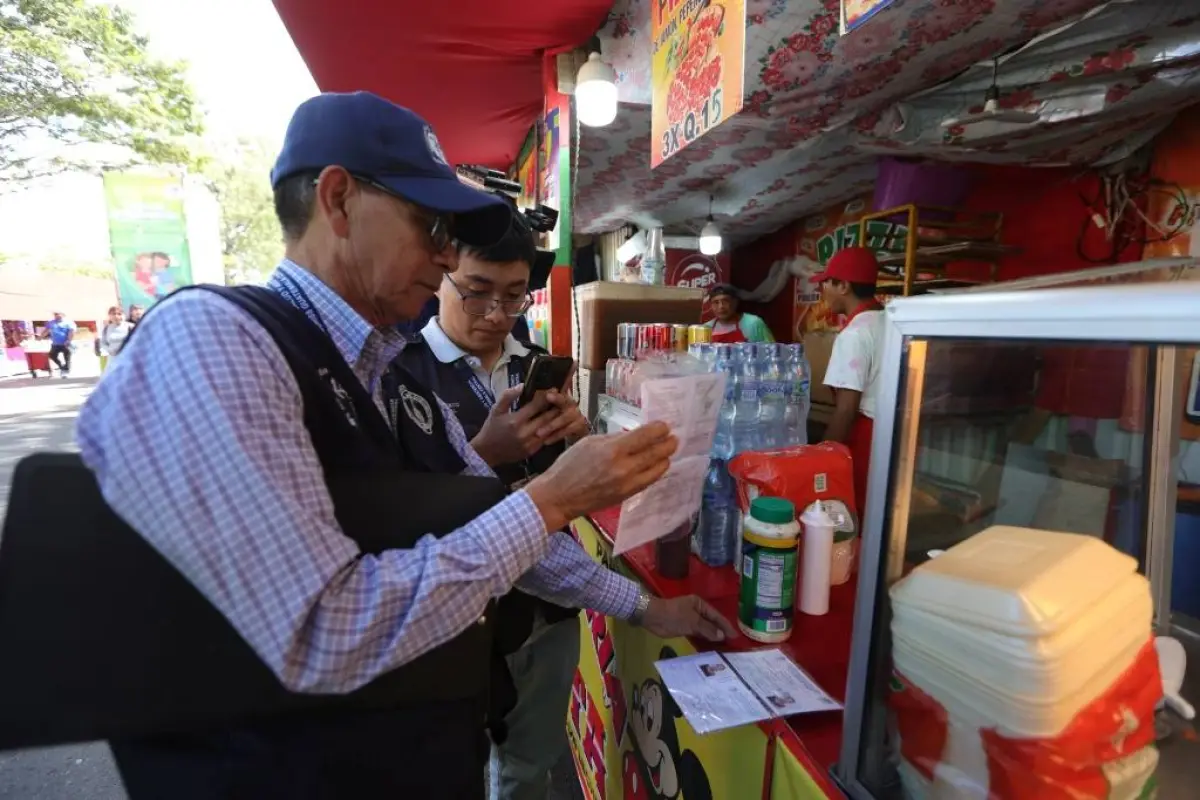 ministerio-salud-ventas-comida-feria-jocotenango-emisoras-unidas.webp, 